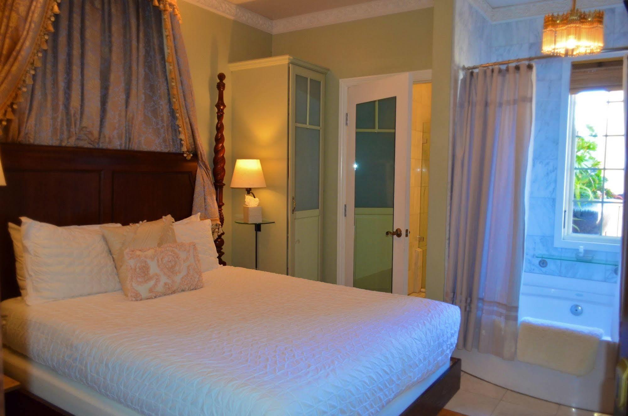 מונטריי Hotel 1110 (Adults Only) מראה חיצוני תמונה